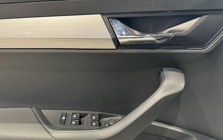 Skoda Karoq I, 2021 год, 1 900 000 рублей, 17 фотография