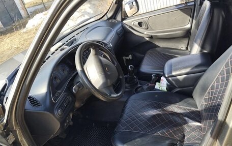 Chevrolet Niva I рестайлинг, 2011 год, 330 000 рублей, 6 фотография