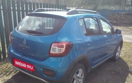 Renault Sandero II рестайлинг, 2015 год, 990 000 рублей, 3 фотография