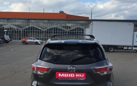 Toyota Highlander III, 2014 год, 2 300 000 рублей, 4 фотография