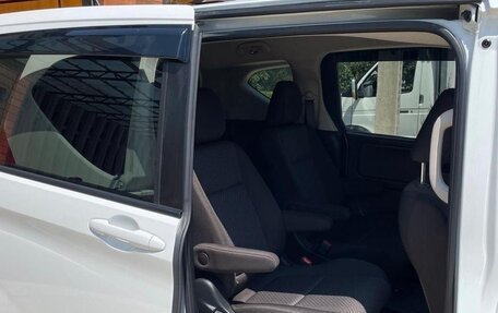 Honda Freed II, 2023 год, 1 600 000 рублей, 9 фотография