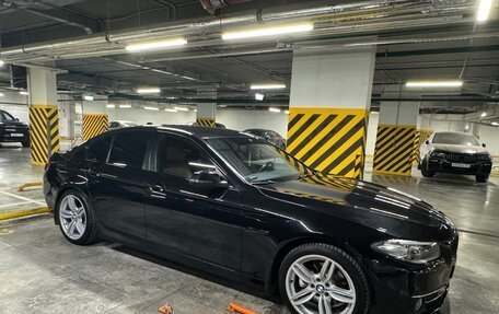 BMW 5 серия, 2014 год, 1 900 000 рублей, 5 фотография