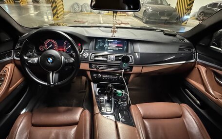 BMW 5 серия, 2014 год, 1 900 000 рублей, 13 фотография