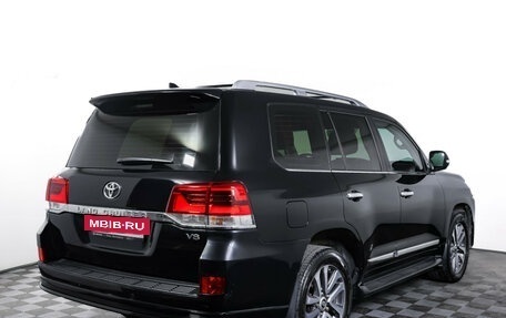 Toyota Land Cruiser 200, 2018 год, 7 200 000 рублей, 5 фотография