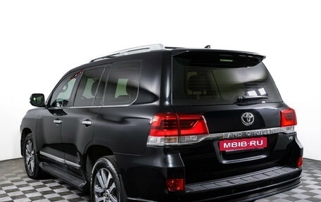 Toyota Land Cruiser 200, 2018 год, 7 200 000 рублей, 7 фотография