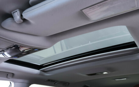 Toyota Land Cruiser 200, 2018 год, 7 200 000 рублей, 15 фотография