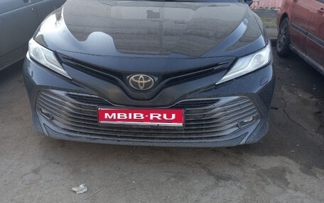 Toyota Camry, 2021 год, 2 510 000 рублей, 1 фотография