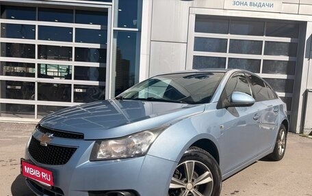 Chevrolet Cruze II, 2011 год, 729 000 рублей, 1 фотография