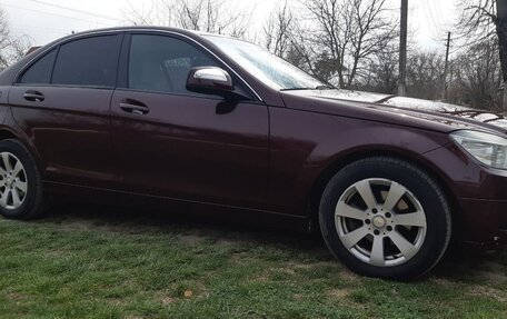 Mercedes-Benz C-Класс, 2008 год, 750 000 рублей, 1 фотография