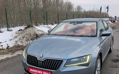 Skoda Superb III рестайлинг, 2015 год, 1 430 000 рублей, 1 фотография