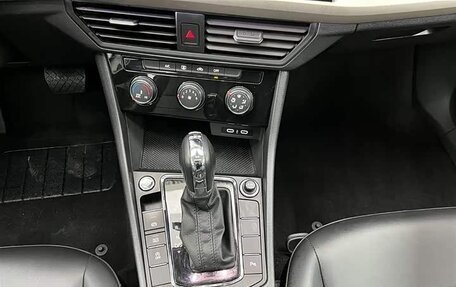 Volkswagen Bora, 2022 год, 1 649 505 рублей, 9 фотография