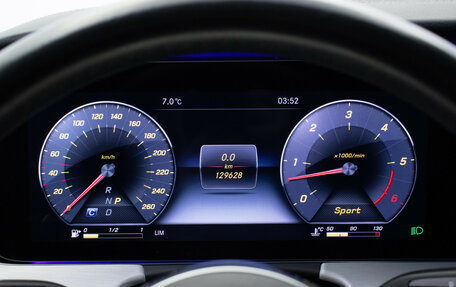 Mercedes-Benz CLS, 2018 год, 4 690 000 рублей, 12 фотография