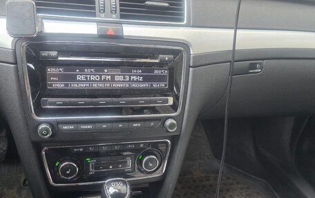 Skoda Superb III рестайлинг, 2014 год, 1 400 000 рублей, 8 фотография