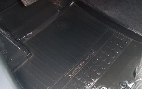 Mitsubishi Outlander III рестайлинг 3, 2014 год, 1 650 000 рублей, 34 фотография