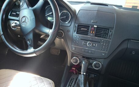 Mercedes-Benz C-Класс, 2008 год, 750 000 рублей, 5 фотография