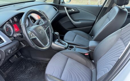 Opel Astra J, 2013 год, 1 045 000 рублей, 15 фотография