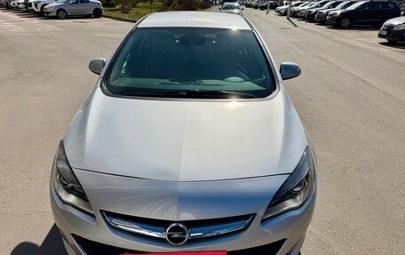 Opel Astra J, 2013 год, 1 045 000 рублей, 7 фотография