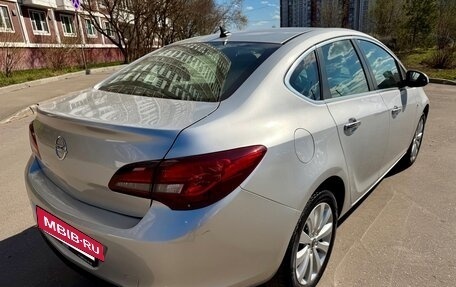 Opel Astra J, 2013 год, 1 045 000 рублей, 14 фотография