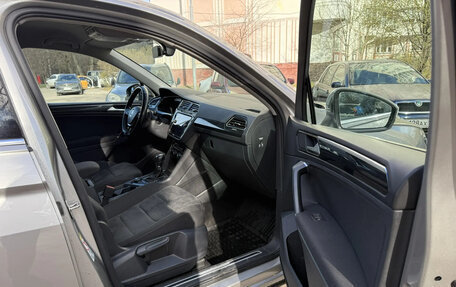 Volkswagen Tiguan II, 2018 год, 2 890 000 рублей, 14 фотография