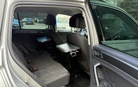 Volkswagen Tiguan II, 2018 год, 2 890 000 рублей, 16 фотография