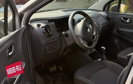 Renault Kaptur I рестайлинг, 2022 год, 1 950 000 рублей, 8 фотография