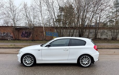 BMW 1 серия, 2010 год, 650 000 рублей, 3 фотография