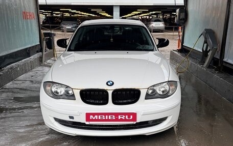 BMW 1 серия, 2010 год, 650 000 рублей, 25 фотография