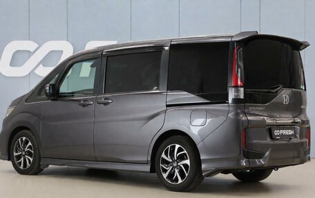 Honda Stepwgn IV, 2018 год, 2 785 000 рублей, 2 фотография