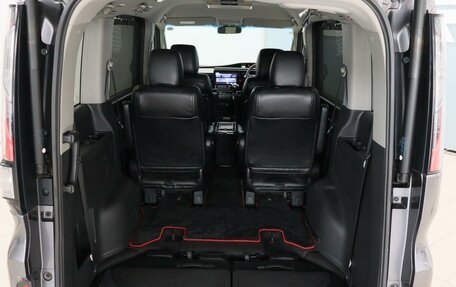 Honda Stepwgn IV, 2018 год, 2 785 000 рублей, 16 фотография