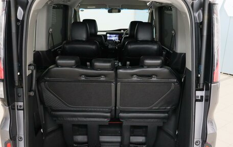 Honda Stepwgn IV, 2018 год, 2 785 000 рублей, 18 фотография