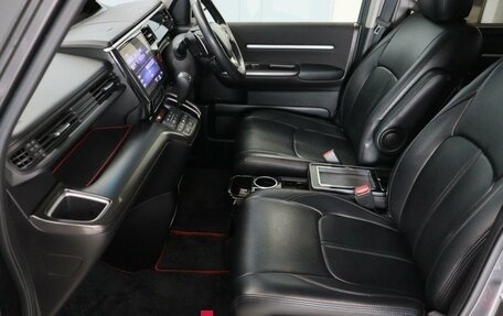 Honda Stepwgn IV, 2018 год, 2 785 000 рублей, 11 фотография