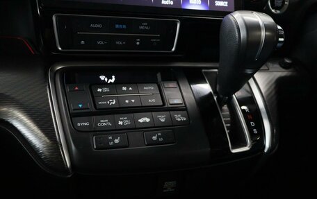 Honda Stepwgn IV, 2018 год, 2 785 000 рублей, 24 фотография