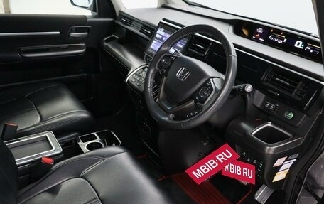 Honda Stepwgn IV, 2018 год, 2 785 000 рублей, 7 фотография