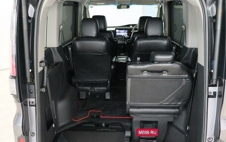 Honda Stepwgn IV, 2018 год, 2 785 000 рублей, 17 фотография