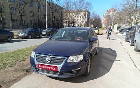 Volkswagen Passat B6, 2005 год, 350 000 рублей, 1 фотография