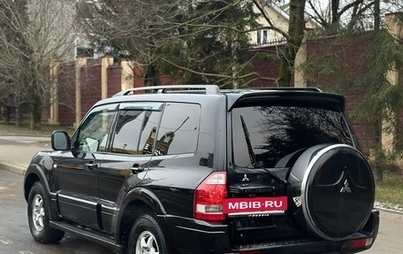 Mitsubishi Pajero III рестайлинг, 2005 год, 1 199 990 рублей, 15 фотография