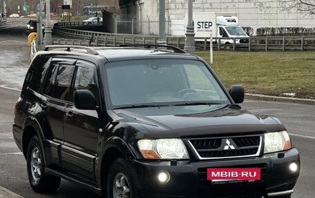 Mitsubishi Pajero III рестайлинг, 2005 год, 1 199 990 рублей, 18 фотография