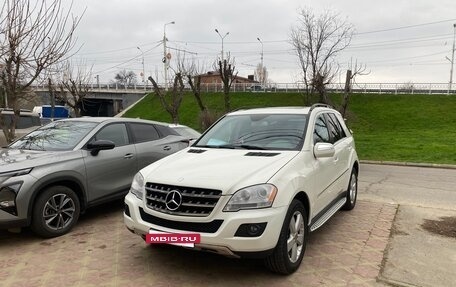 Mercedes-Benz M-Класс, 2010 год, 1 350 000 рублей, 2 фотография
