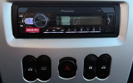 Renault Logan I, 2011 год, 440 000 рублей, 12 фотография