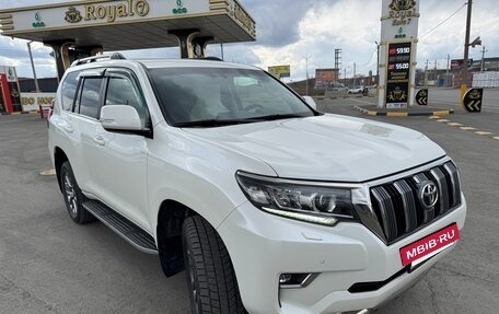 Toyota Land Cruiser Prado 150 рестайлинг 2, 2017 год, 4 750 000 рублей, 2 фотография