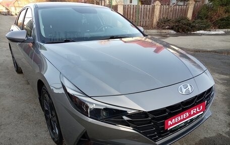 Hyundai Elantra, 2022 год, 1 970 000 рублей, 3 фотография