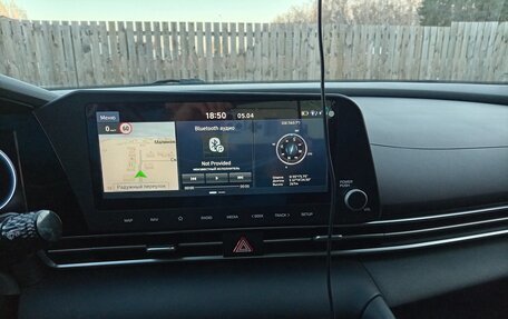 Hyundai Elantra, 2022 год, 1 970 000 рублей, 9 фотография