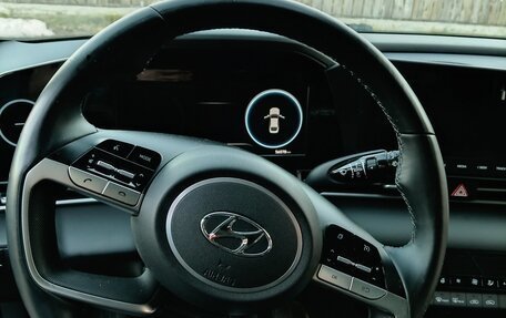 Hyundai Elantra, 2022 год, 1 970 000 рублей, 15 фотография