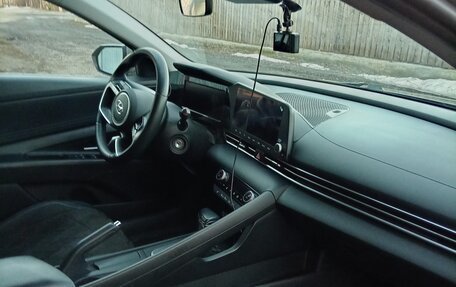 Hyundai Elantra, 2022 год, 1 970 000 рублей, 17 фотография