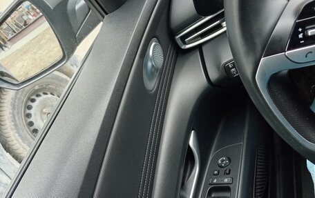 Hyundai Elantra, 2022 год, 1 970 000 рублей, 20 фотография