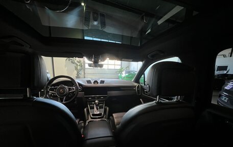 Porsche Cayenne III, 2020 год, 10 900 000 рублей, 11 фотография