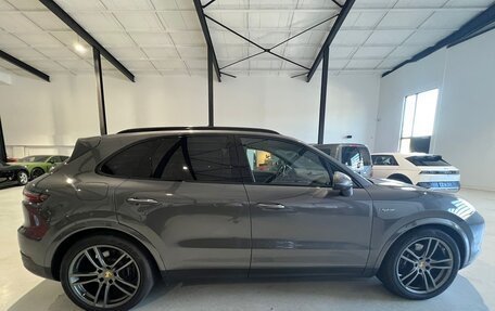 Porsche Cayenne III, 2020 год, 10 900 000 рублей, 6 фотография