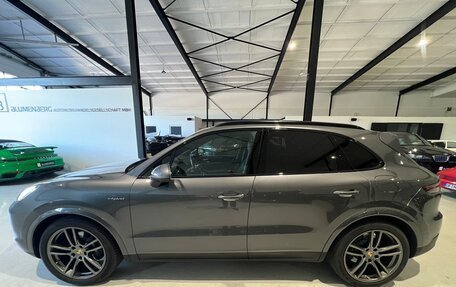 Porsche Cayenne III, 2020 год, 10 900 000 рублей, 7 фотография