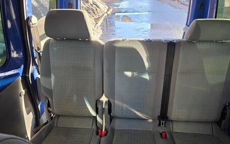 Volkswagen Caddy III рестайлинг, 2006 год, 330 000 рублей, 15 фотография