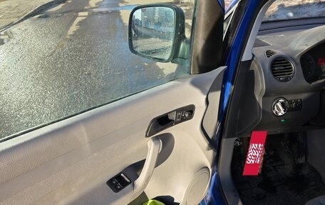 Volkswagen Caddy III рестайлинг, 2006 год, 330 000 рублей, 11 фотография